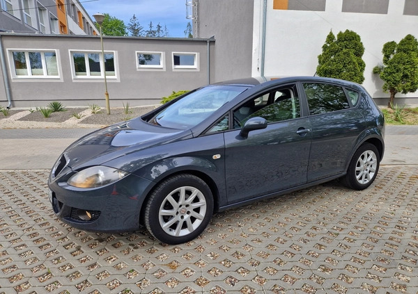 Seat Leon cena 14900 przebieg: 206791, rok produkcji 2006 z Złotów małe 352